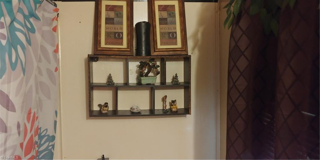 1421 Fieldcrest Road Eden, NC 27288 - Photo 10 of 16 Gallery Image 10