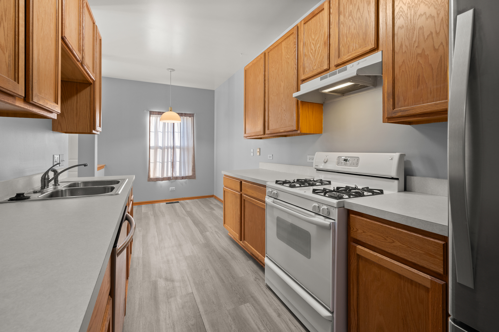 722 County Line Road Aurora, IL 60502 - Photo 8 of 20