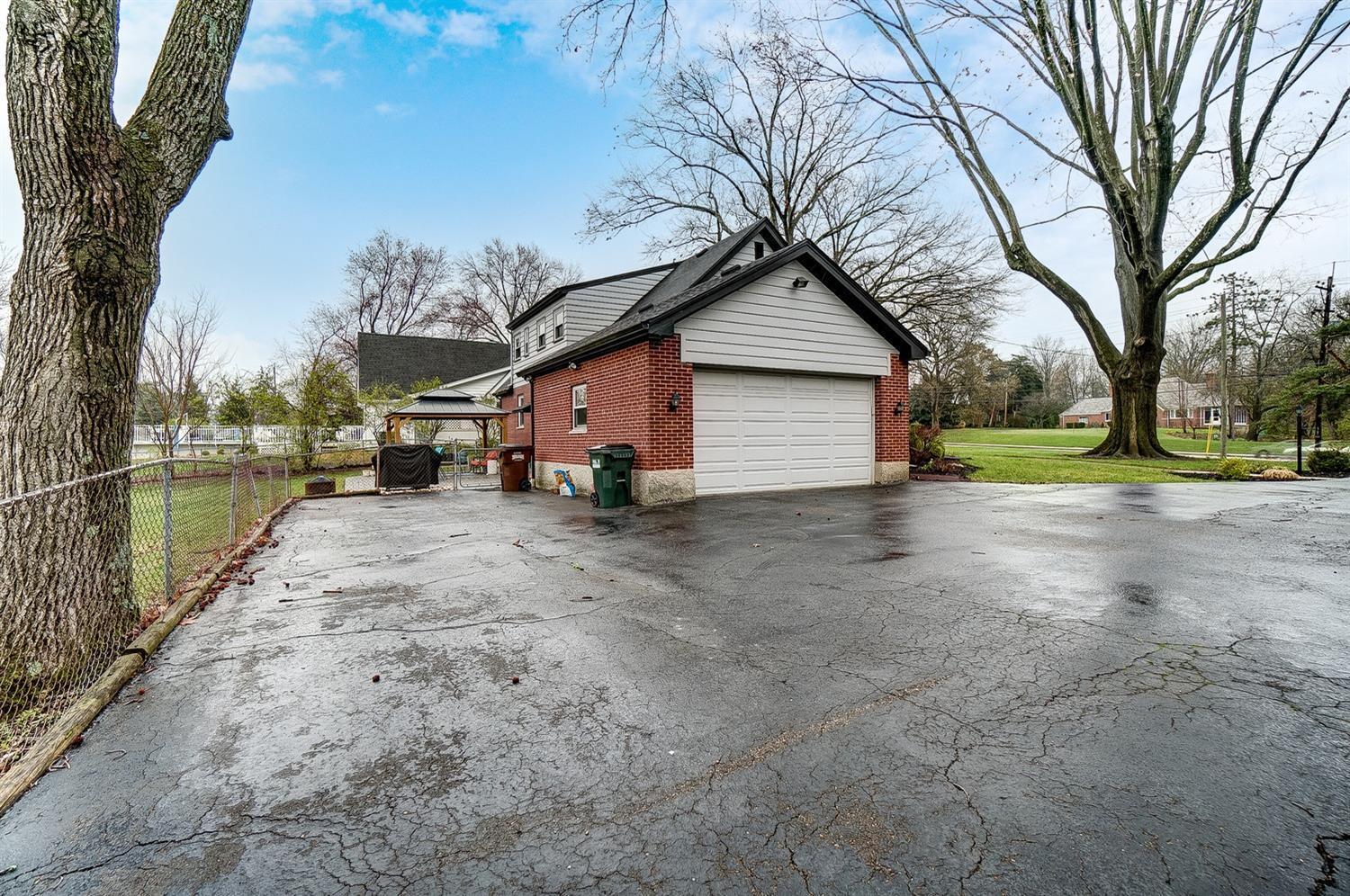 956 West Galbraith Road Cincinnati, OH 45231 - Photo 35 of 35 Gallery Image 35