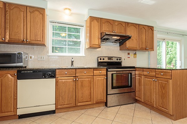 56 Charles Road, Unit 1 Winchester, MA 01890 - Photo 2 of 16