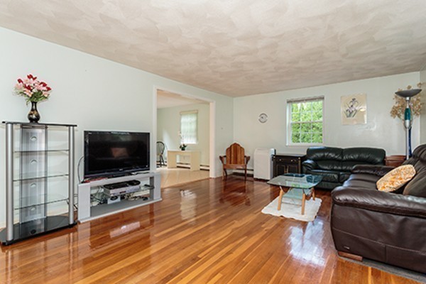 56 Charles Road, Unit 1 Winchester, MA 01890 - Photo 6 of 16
