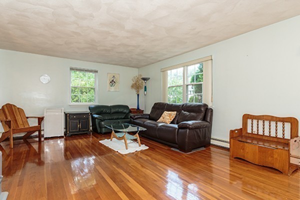 56 Charles Road, Unit 1 Winchester, MA 01890 - Photo 7 of 16