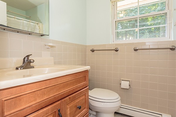 56 Charles Road, Unit 1 Winchester, MA 01890 - Photo 10 of 16