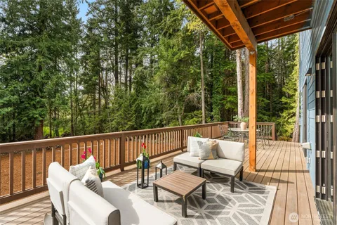 $1,999,000 | 10143 Battle Point Drive Northeast, Bainbridge Island, WA 98110