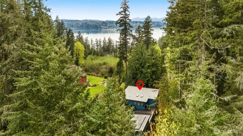 $1,999,000 | 10143 Battle Point Drive Northeast, Bainbridge Island, WA 98110
