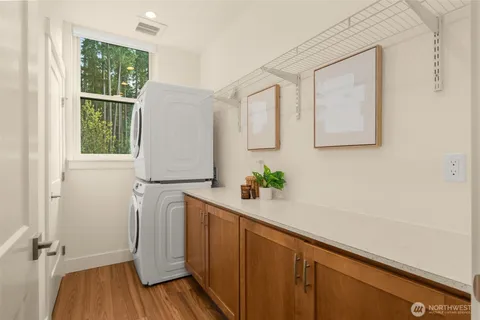 $1,999,000 | 10143 Battle Point Drive Northeast, Bainbridge Island, WA 98110