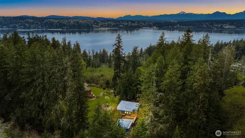 $1,999,000 | 10143 Battle Point Drive Northeast, Bainbridge Island, WA 98110