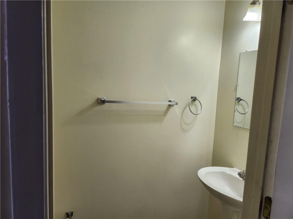 2935 Fields Drive Lithonia, GA 30038 - Photo 6 of 13 a bathroom with a toilet