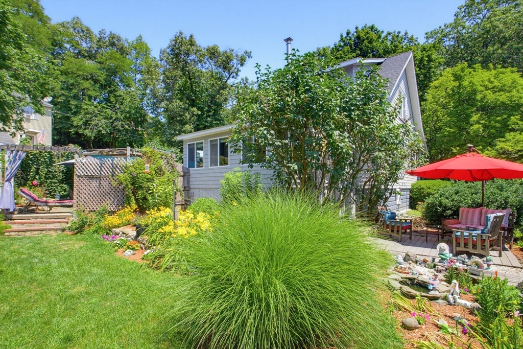 26 Grover Road Medford, MA 02155 - Photo 31 of 41