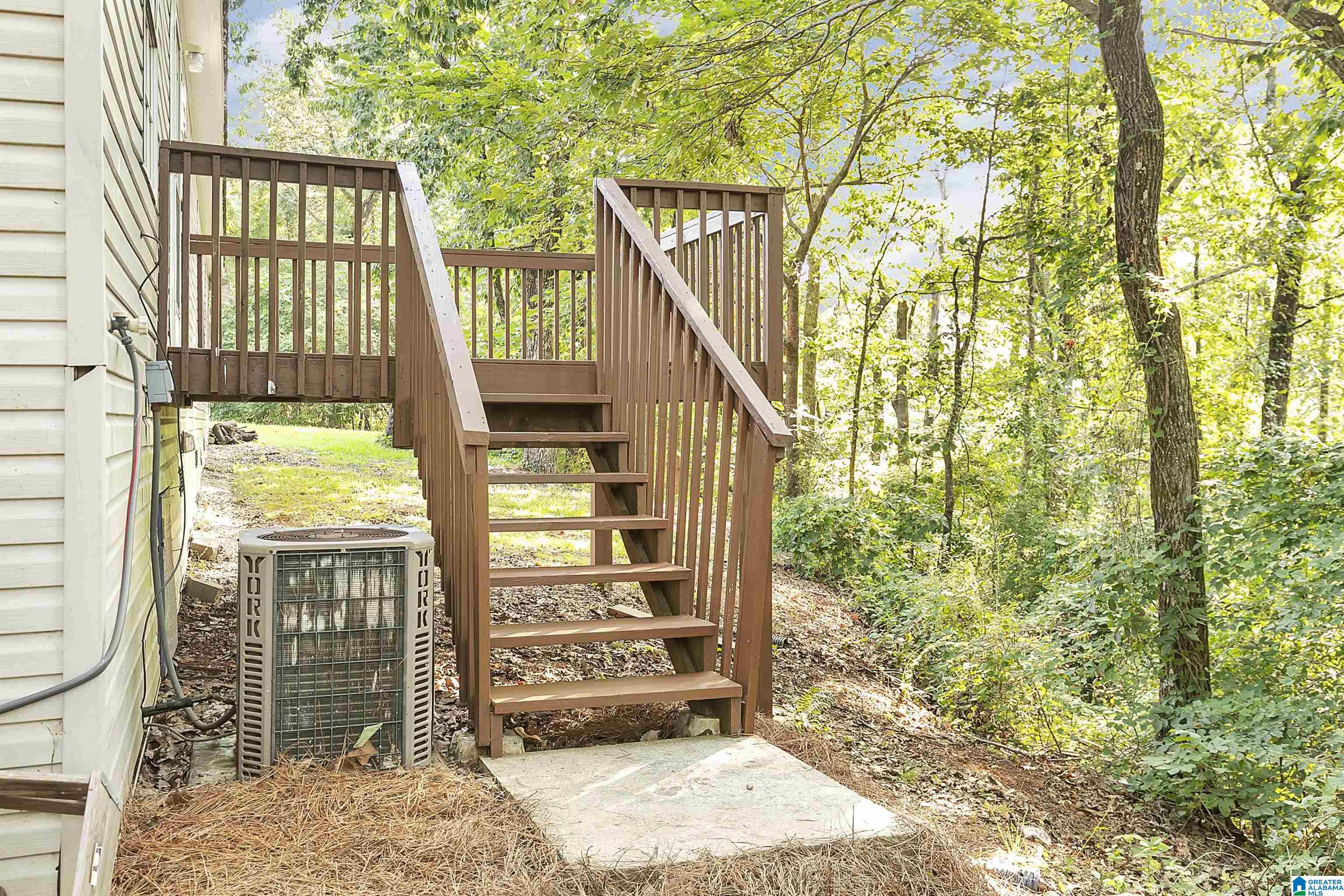 3105 Smith Sims Road Trussville, AL 35173 - Photo 8 of 32