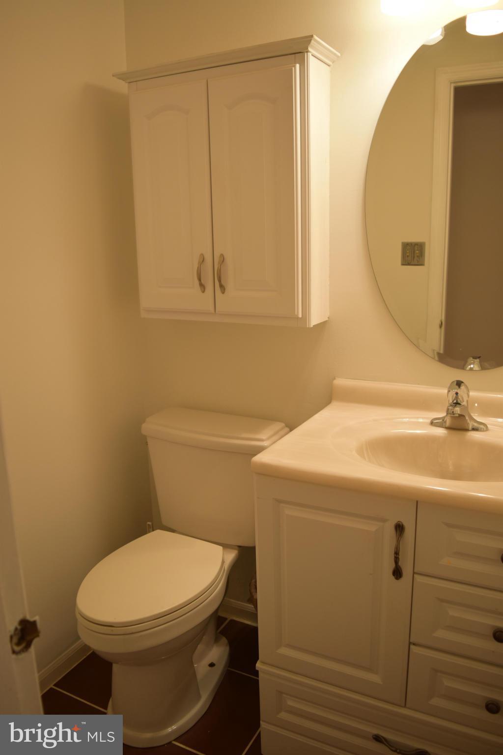 12607 Bridoon Lane Reston, VA 20191 - Photo 13 of 29 Bath half