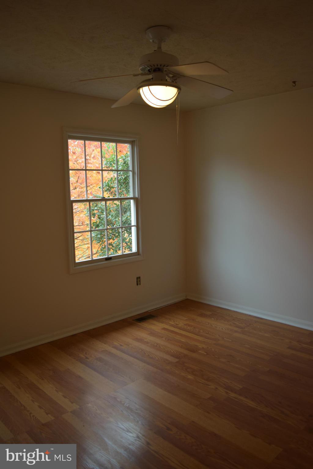12607 Bridoon Lane Reston, VA 20191 - Photo 20 of 29 Bedroom
