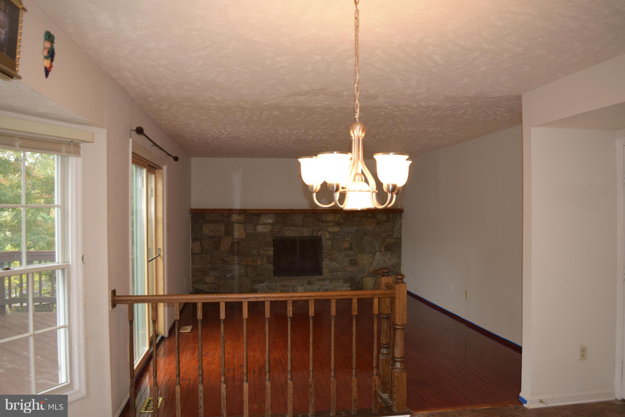 12607 Bridoon Lane Reston, VA 20191 - Photo 9 of 29 Interior (General)