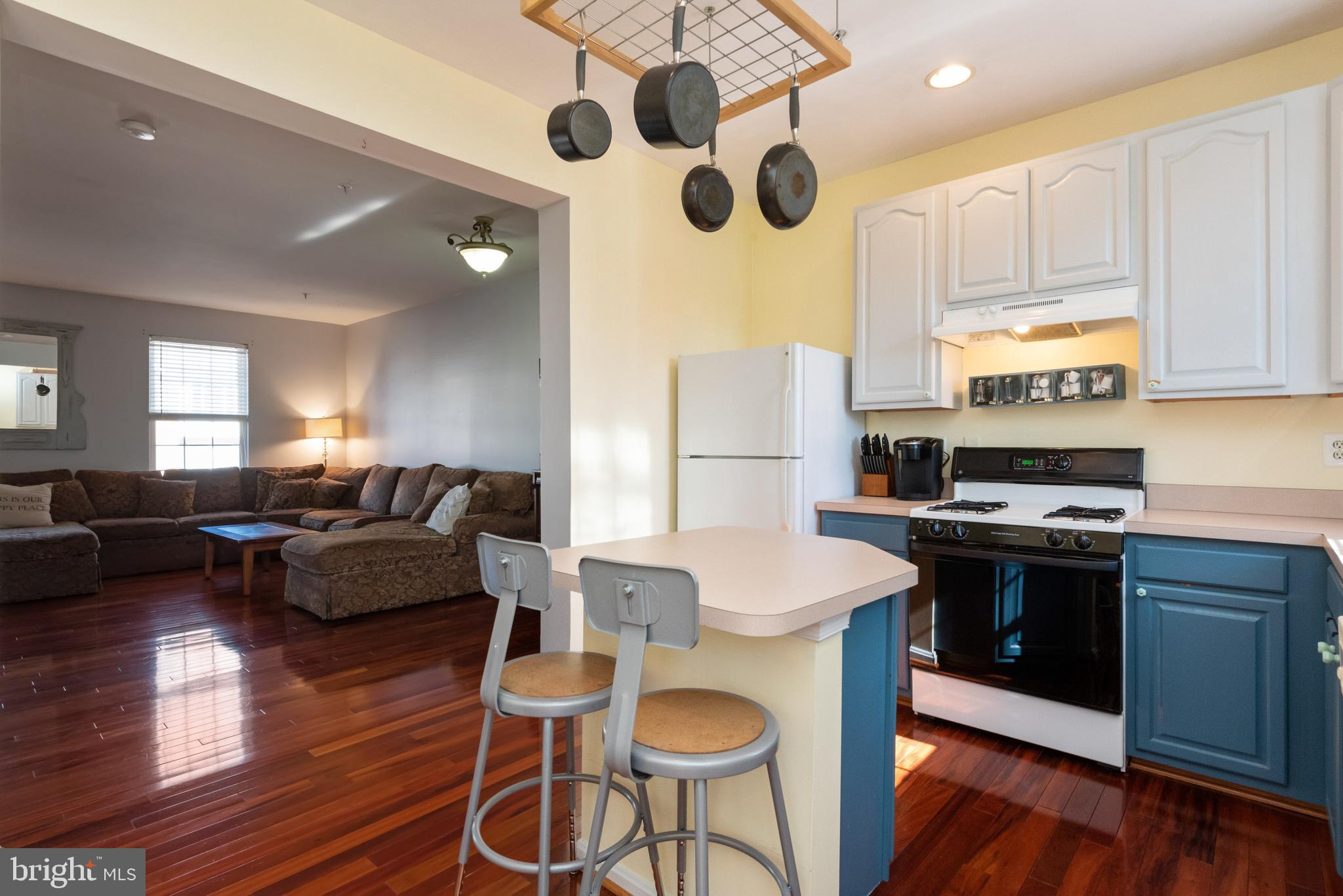 208 Tilden Way Edgewater, MD 21037 - Photo 15 of 55 Kitchen with island breakfast bar
