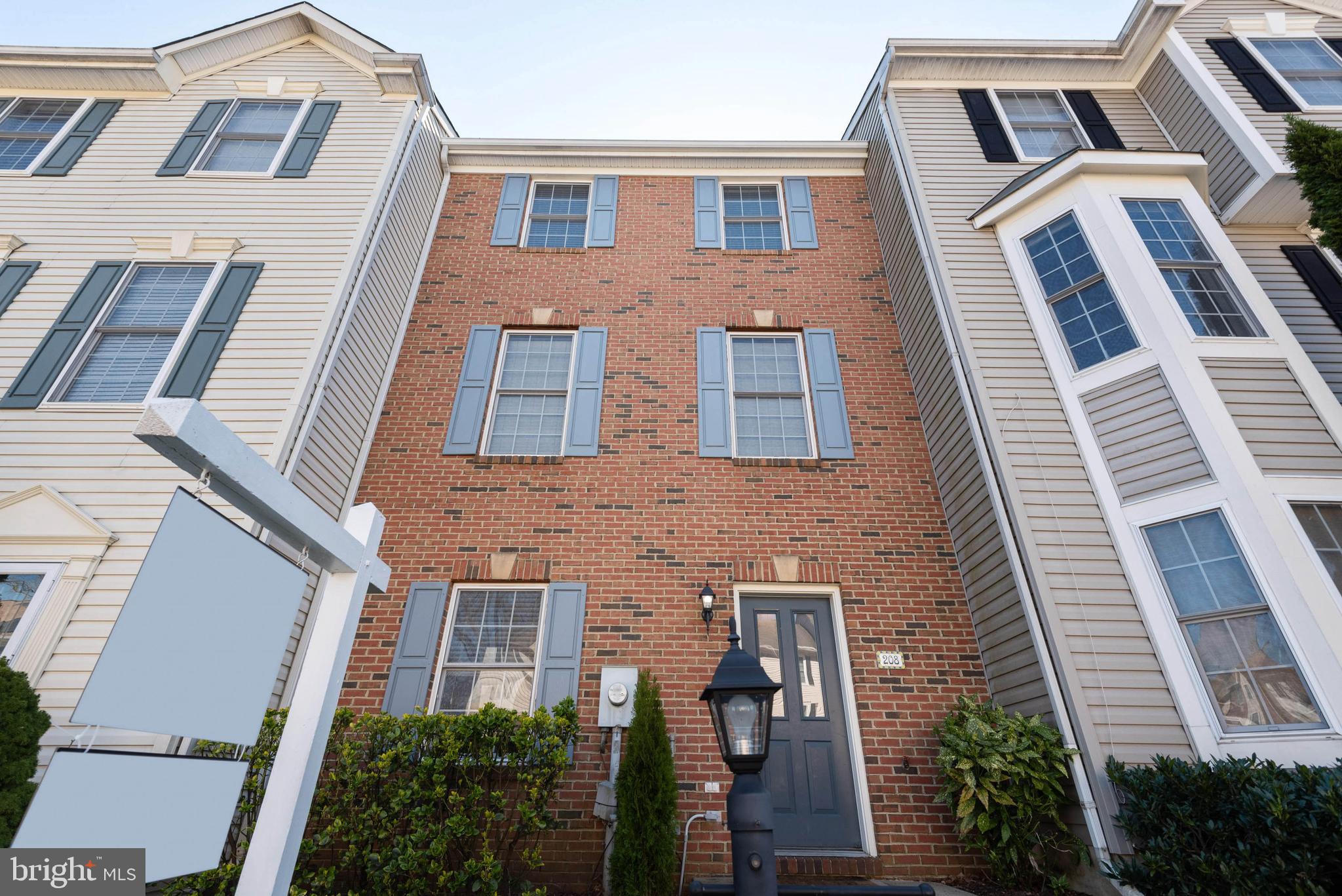 208 Tilden Way Edgewater, MD 21037 - Photo 6 of 55 Beautiful Brick Front townhome in Edgewater