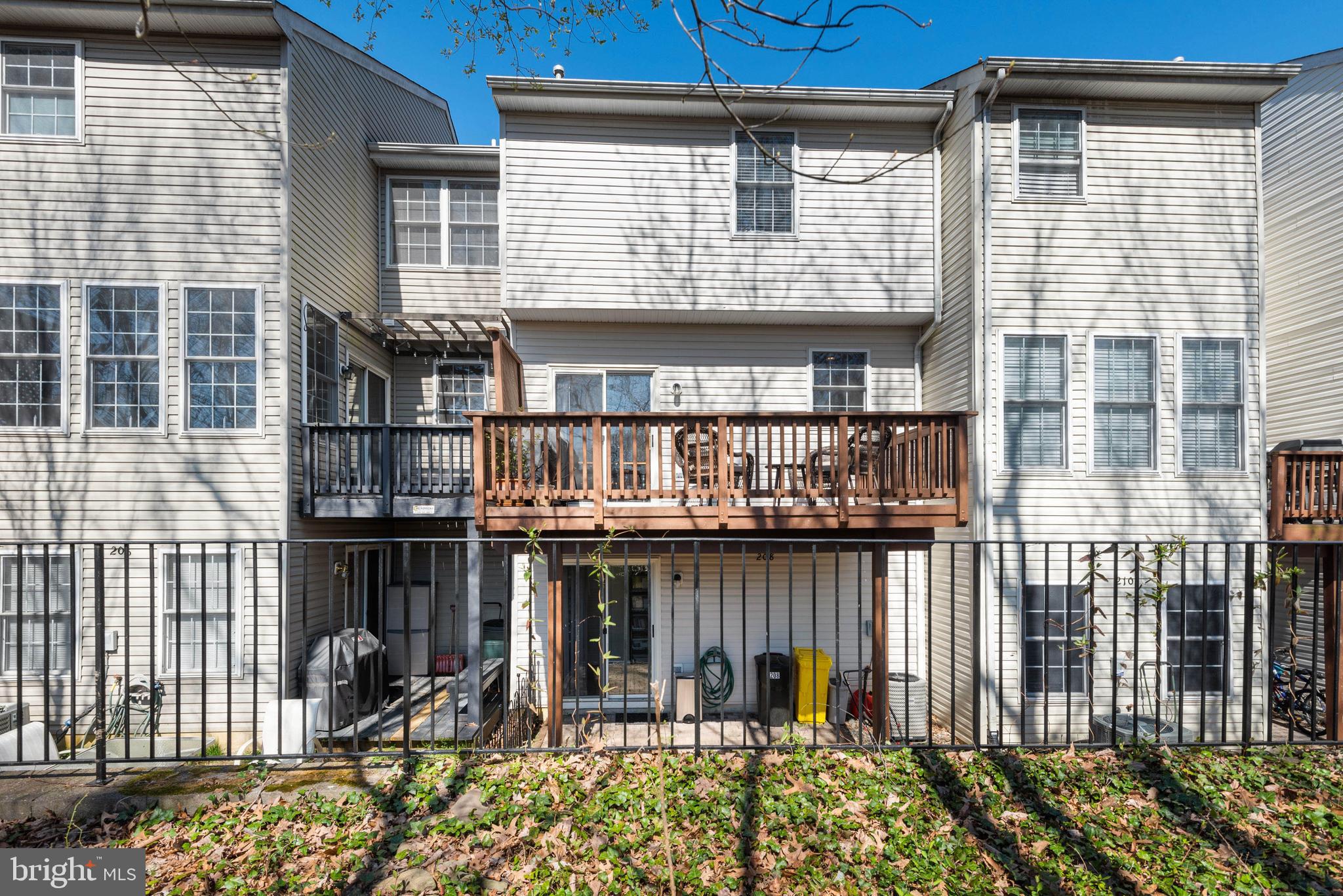 208 Tilden Way Edgewater, MD 21037 - Photo 54 of 55 Rear View of Unit