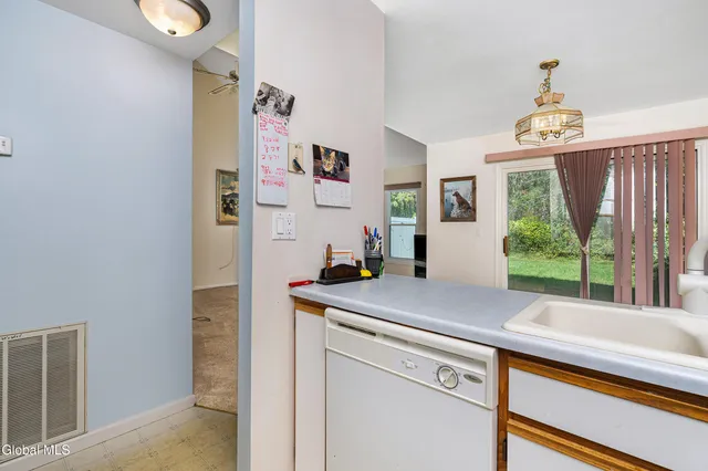 $249,900 | 1130 Spearhead Drive, Glenville, NY 12302