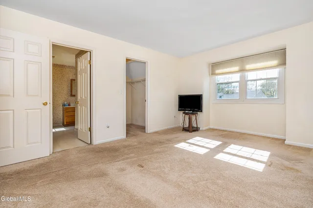 $249,900 | 1130 Spearhead Drive, Glenville, NY 12302