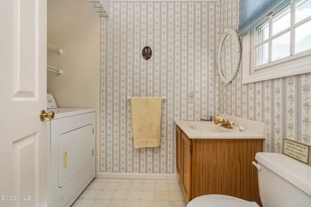 $249,900 | 1130 Spearhead Drive, Glenville, NY 12302