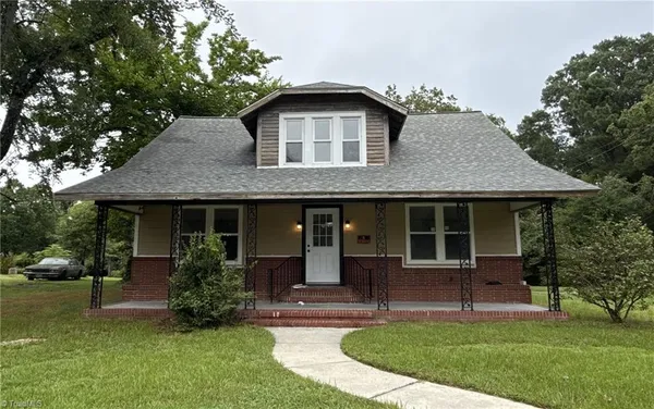 $229,900 | 312 Culbreth Avenue, Thomasville, NC 27360