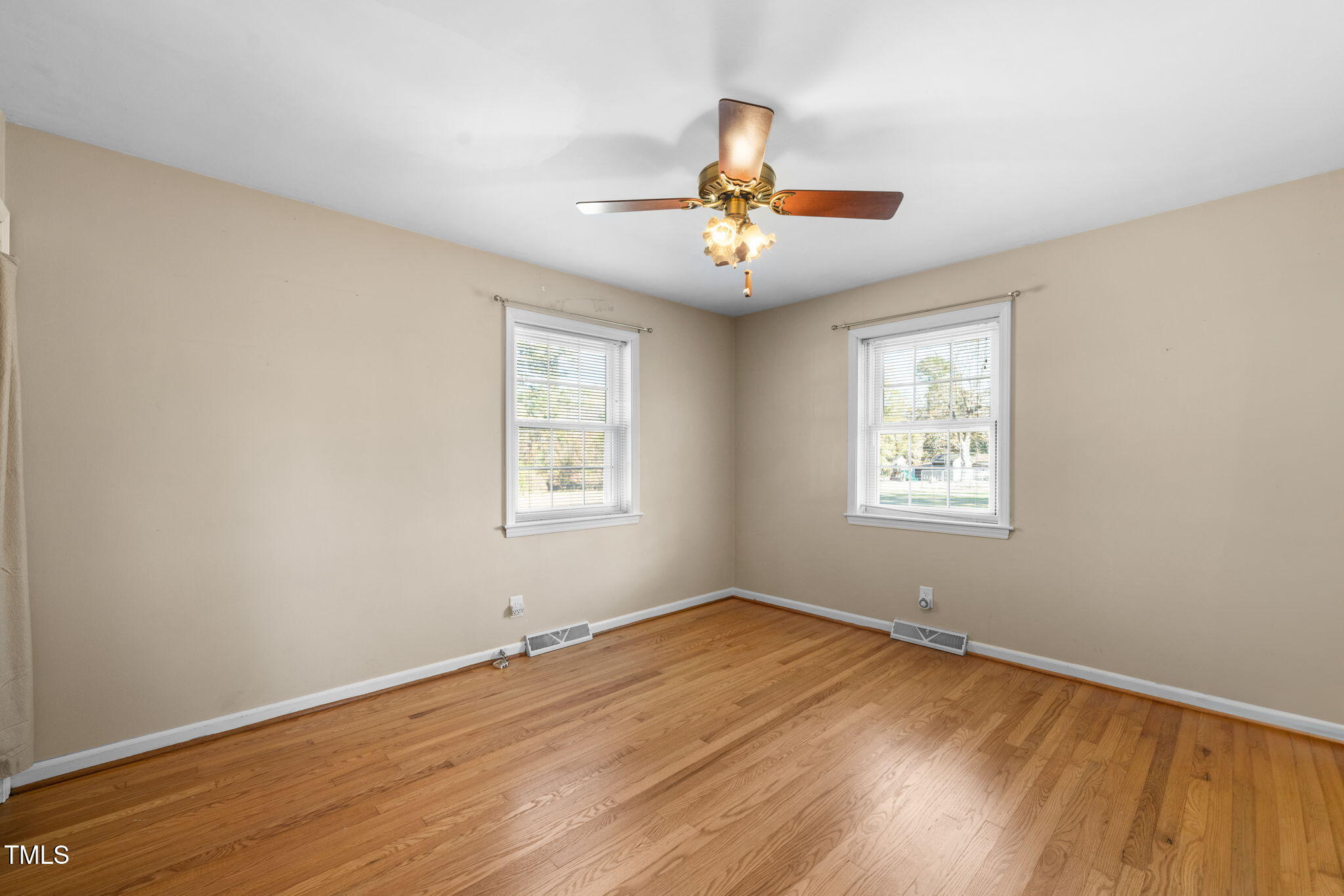 5813 Cheek Road Durham, NC 27704 - Photo 13 of 34 10-web-or-mls-DSC09294