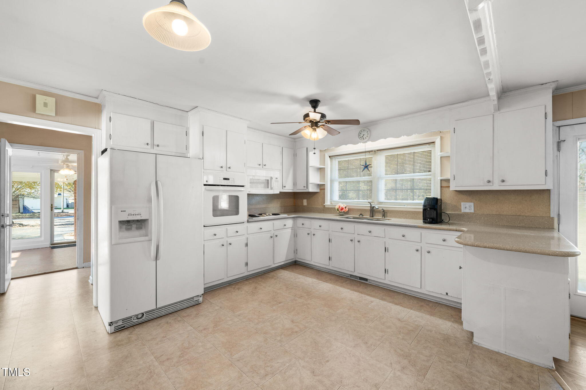 5813 Cheek Road Durham, NC 27704 - Photo 8 of 34 6-web-or-mls-DSC09334