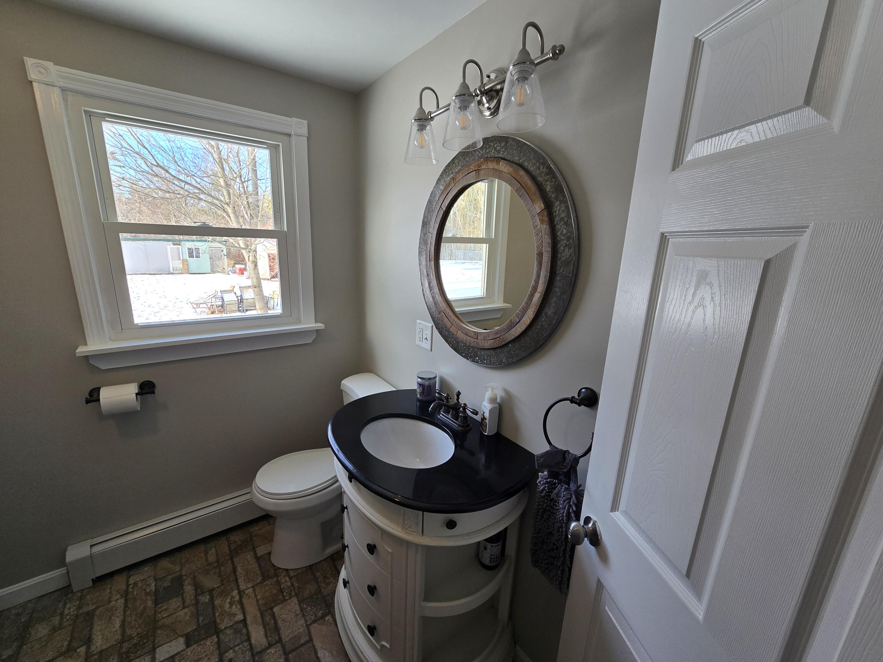 340 Kittredge Road Bangor, ME 04401 - Photo 19 of 55 1000024728