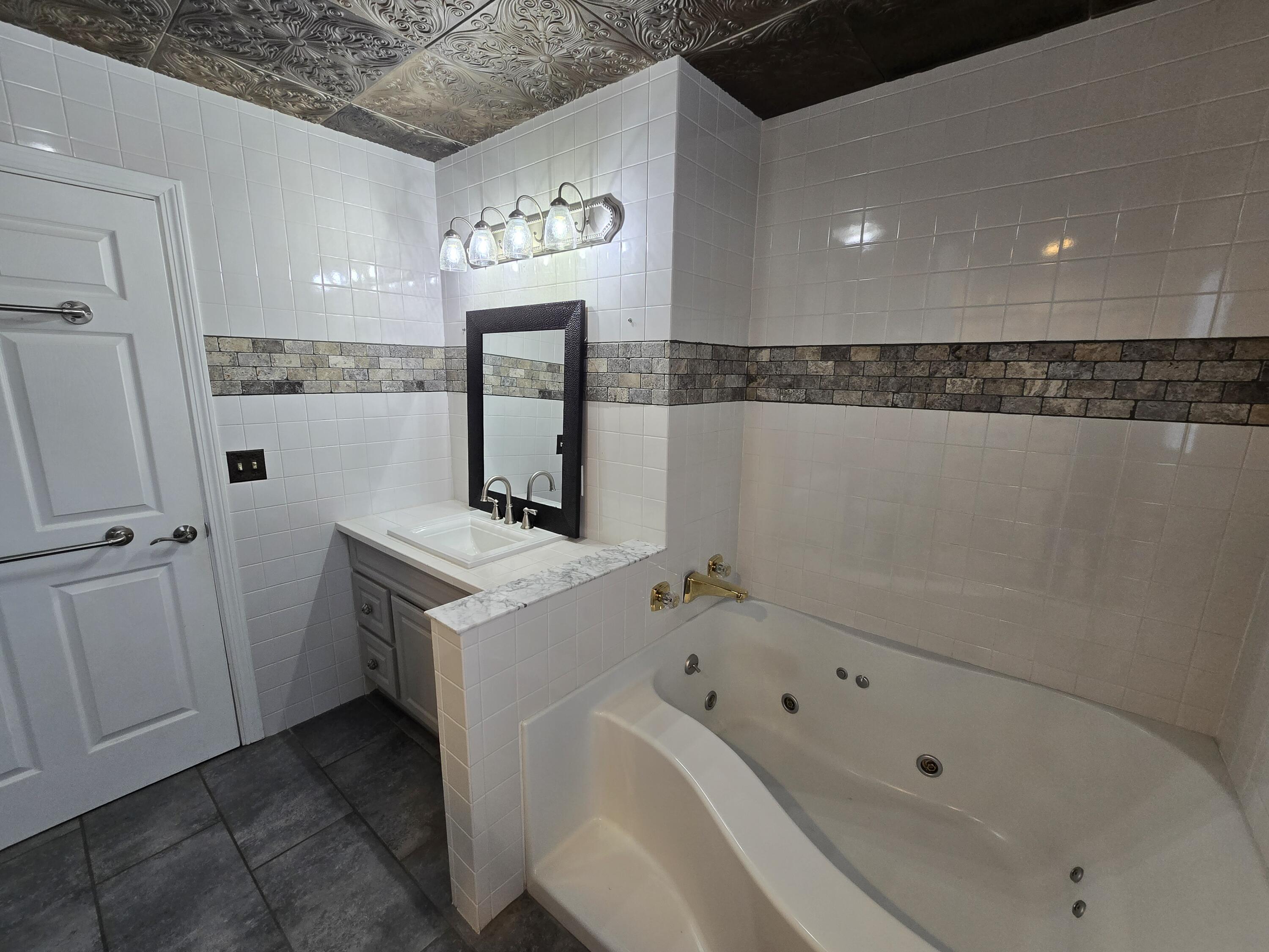 340 Kittredge Road Bangor, ME 04401 - Photo 33 of 55 1000024708