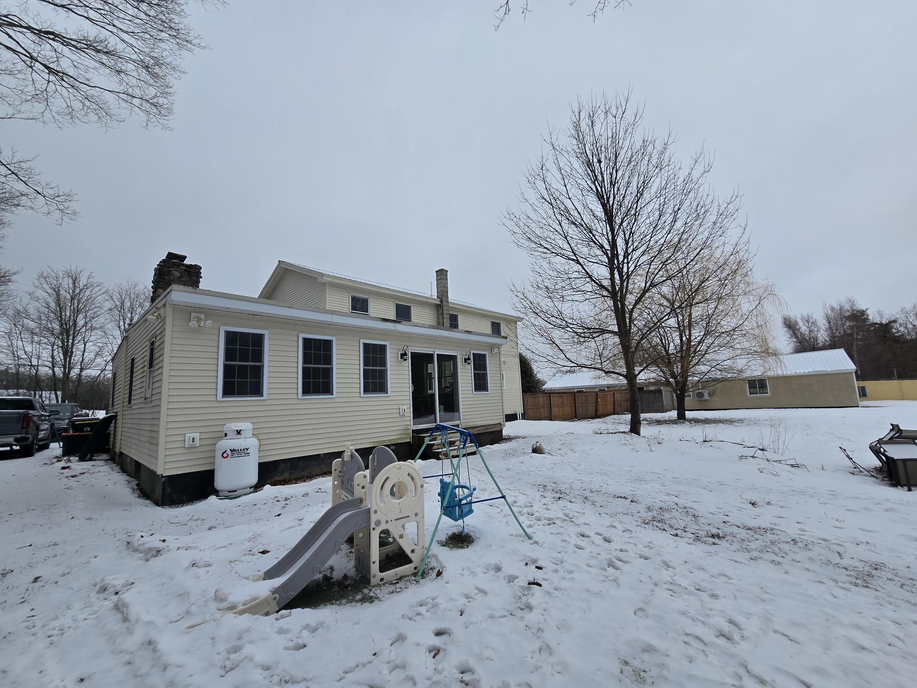 340 Kittredge Road Bangor, ME 04401 - Photo 5 of 55 1000024675