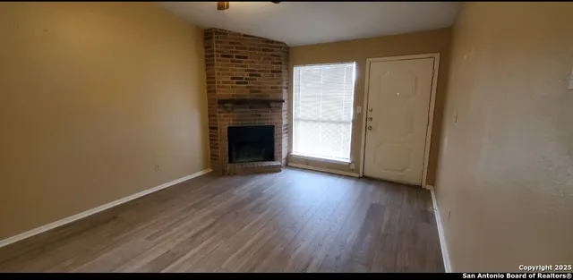 $995 | 516 Kellys Way, New Braunfels, TX 78130