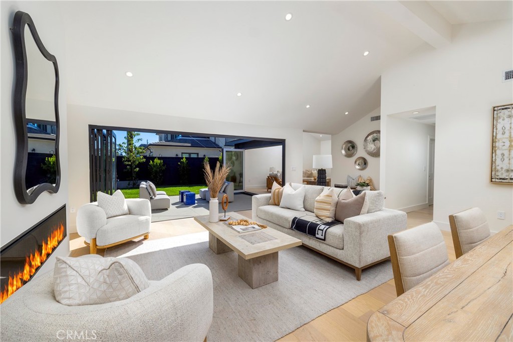 2872 Aceca Drive Rossmoor, CA 90720 - Photo 12 of 33