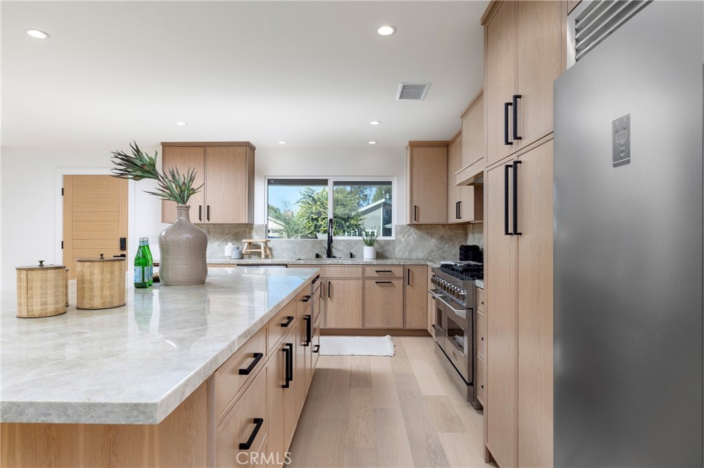 2872 Aceca Drive Rossmoor, CA 90720 - Photo 10 of 33