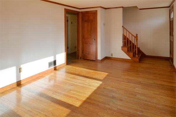 26 Chipman Road Beverly, MA 01915 - Photo 3 of 23 Gallery Image 3