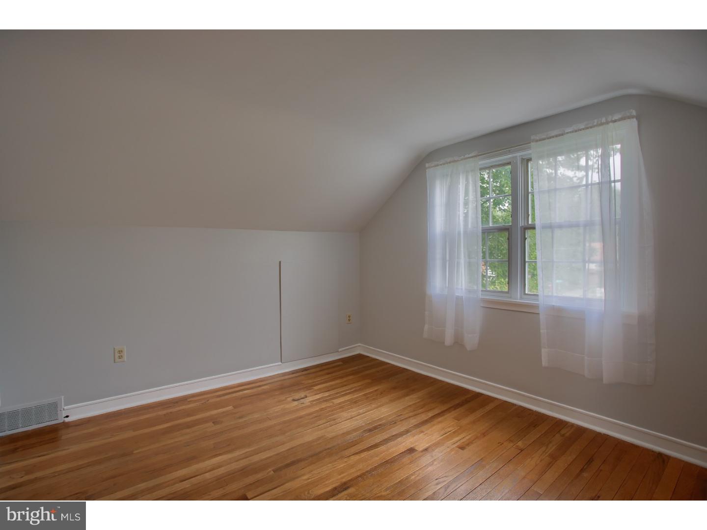 102 Tasker Avenue Reading, PA 19607 - Photo 24 of 25