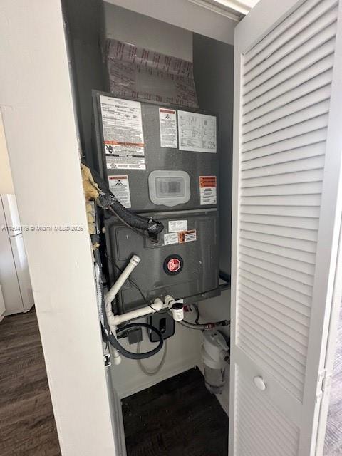 7420 West 20th Avenue, Unit 237 Hialeah, FL 33016 - Photo 19 of 34 a close view of water heater room