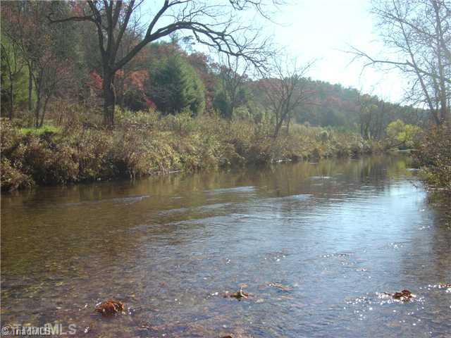 0 Round Knob Road Austinville, VA 24312 - Photo 3 of 15 Other.