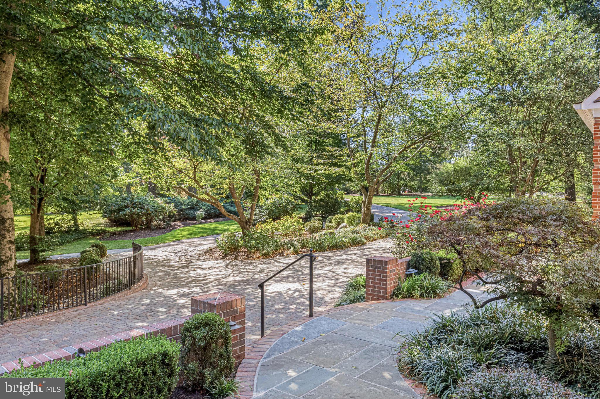 1236 Tottenham Court Reston, VA 20194 - Photo 68 of 82 Gallery Image 68