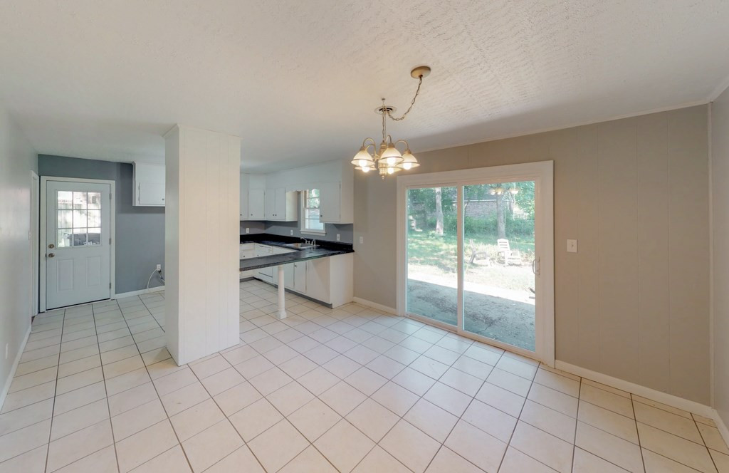 1203 Oakdale Road Augusta, GA 30904 - Photo 6 of 17