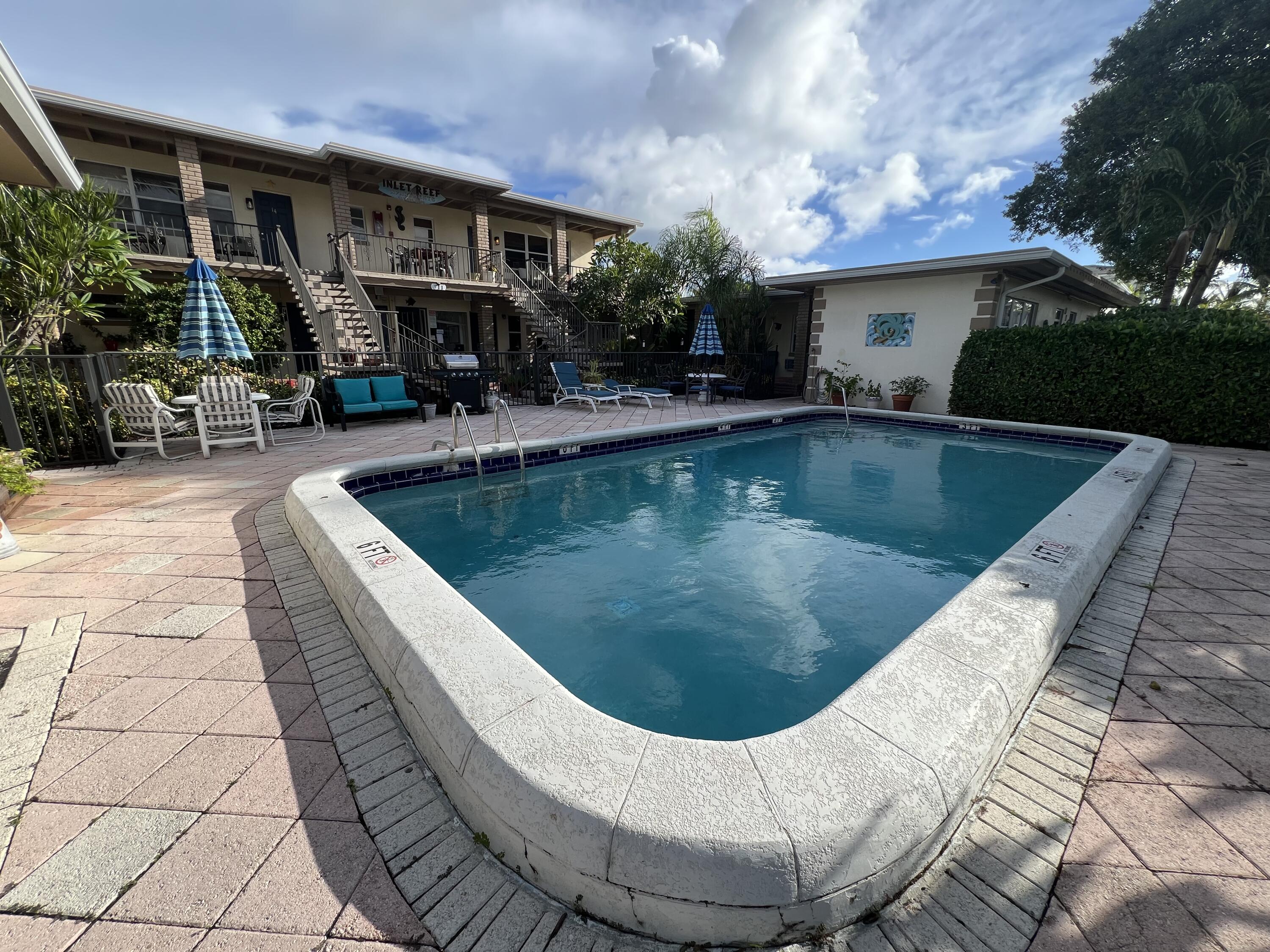 311 Inlet Way, Unit 4 Palm Beach Shores, FL 33404 - Photo 4 of 23 IMG_8564