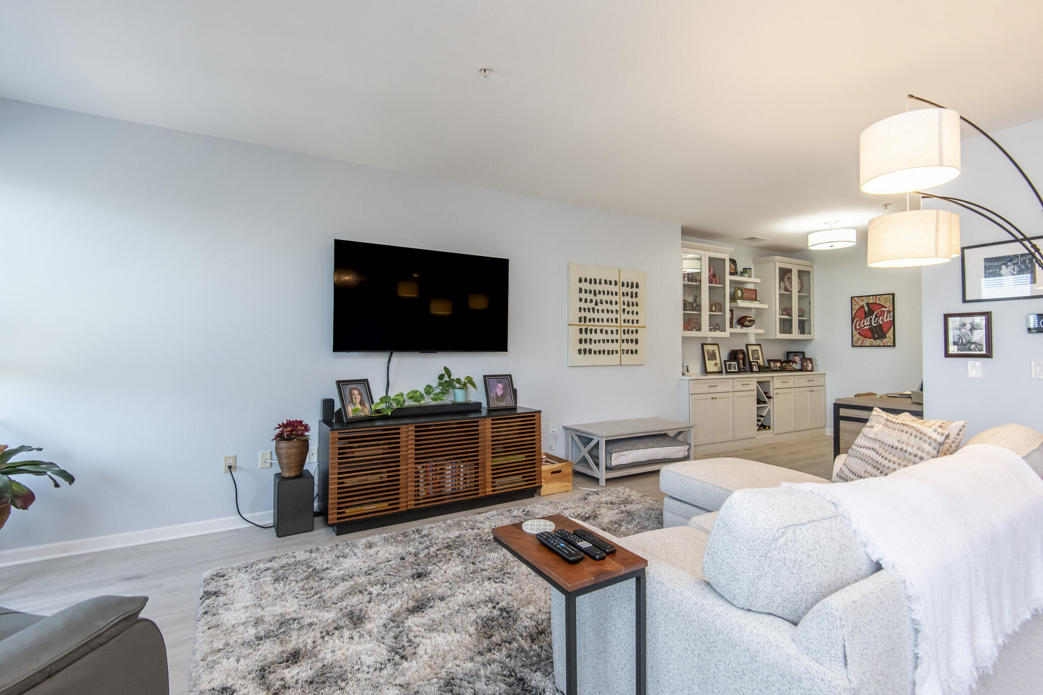 4 Gas Light Drive, Unit 211 Racine, WI 53403 - Photo 14 of 46 Living Room