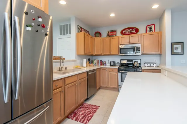 $369,000 | 4 Gas Light Drive, Unit 211, Racine, WI 53403