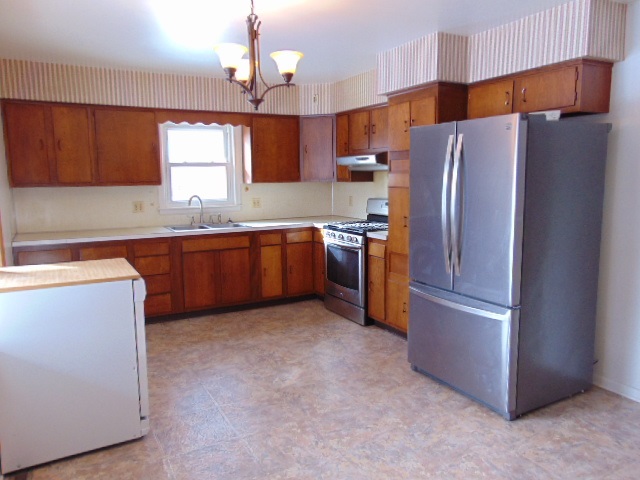 9182 Riverside Drive St. Louis, MI 48880 - Photo 15 of 51 1871132-14.JPG