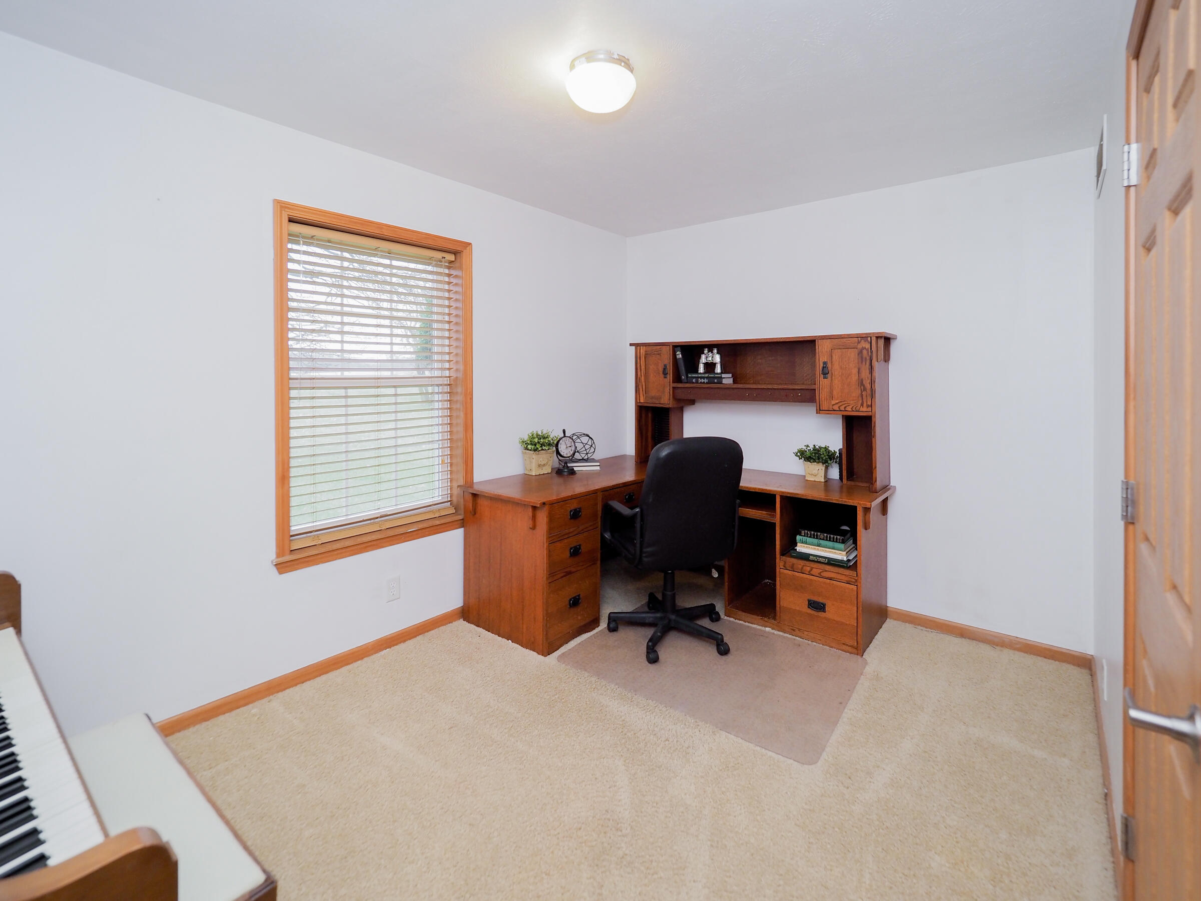 12215 Crum Road Plainwell, MI 49080 - Photo 22 of 36 12215 Crum Rd-122