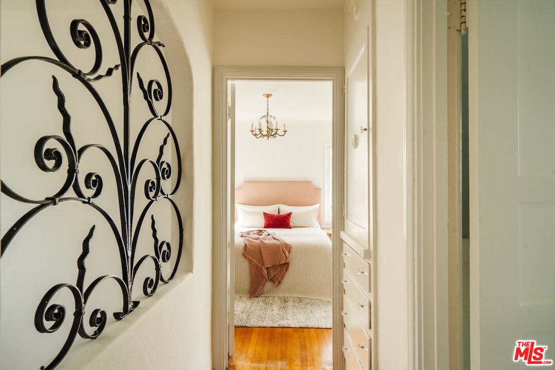3325 Lowry Road Los Angeles, CA 90027 - Photo 43 of 73