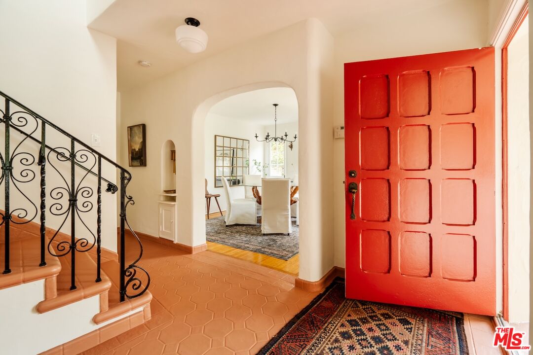 3325 Lowry Road Los Angeles, CA 90027 - Photo 10 of 73