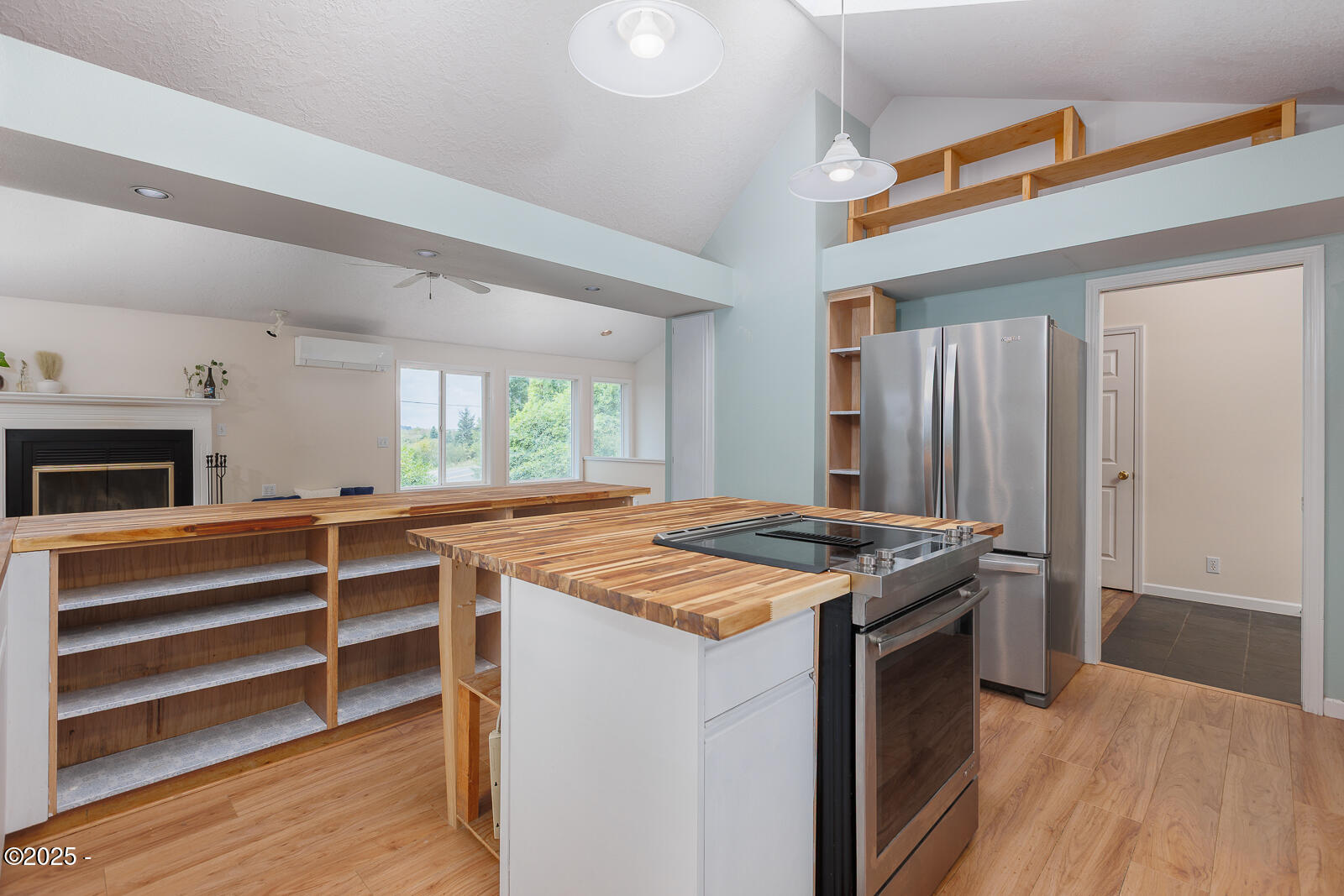 568 Southeast Benson Road Newport, OR 97365 - Photo 12 of 60 -12