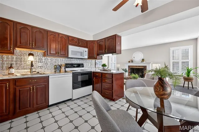 $450,000 | 618 Running Creek Drive, Ballwin, MO 63021