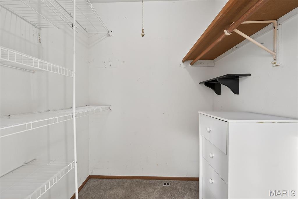 618 Running Creek Drive Ballwin, MO 63021 - Photo 24 of 63