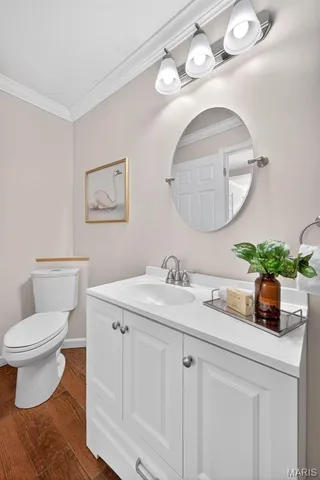 $450,000 | 618 Running Creek Drive, Ballwin, MO 63021