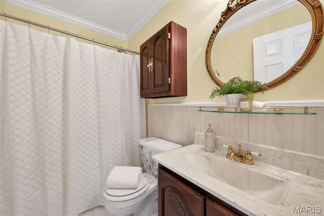 $450,000 | 618 Running Creek Drive, Ballwin, MO 63021